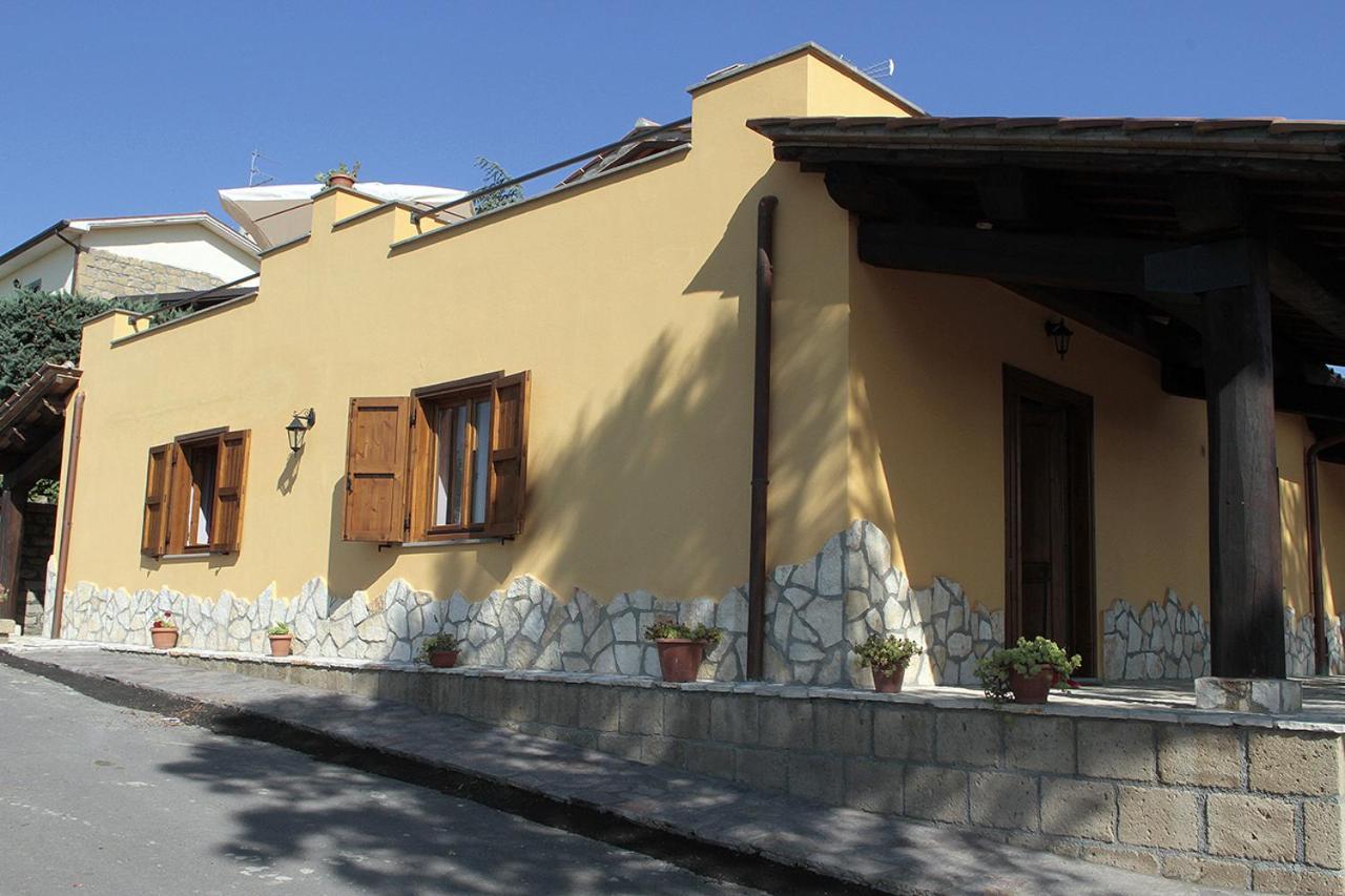 Agriturismo Vallesessanta Grotte di Castro Екстер'єр фото